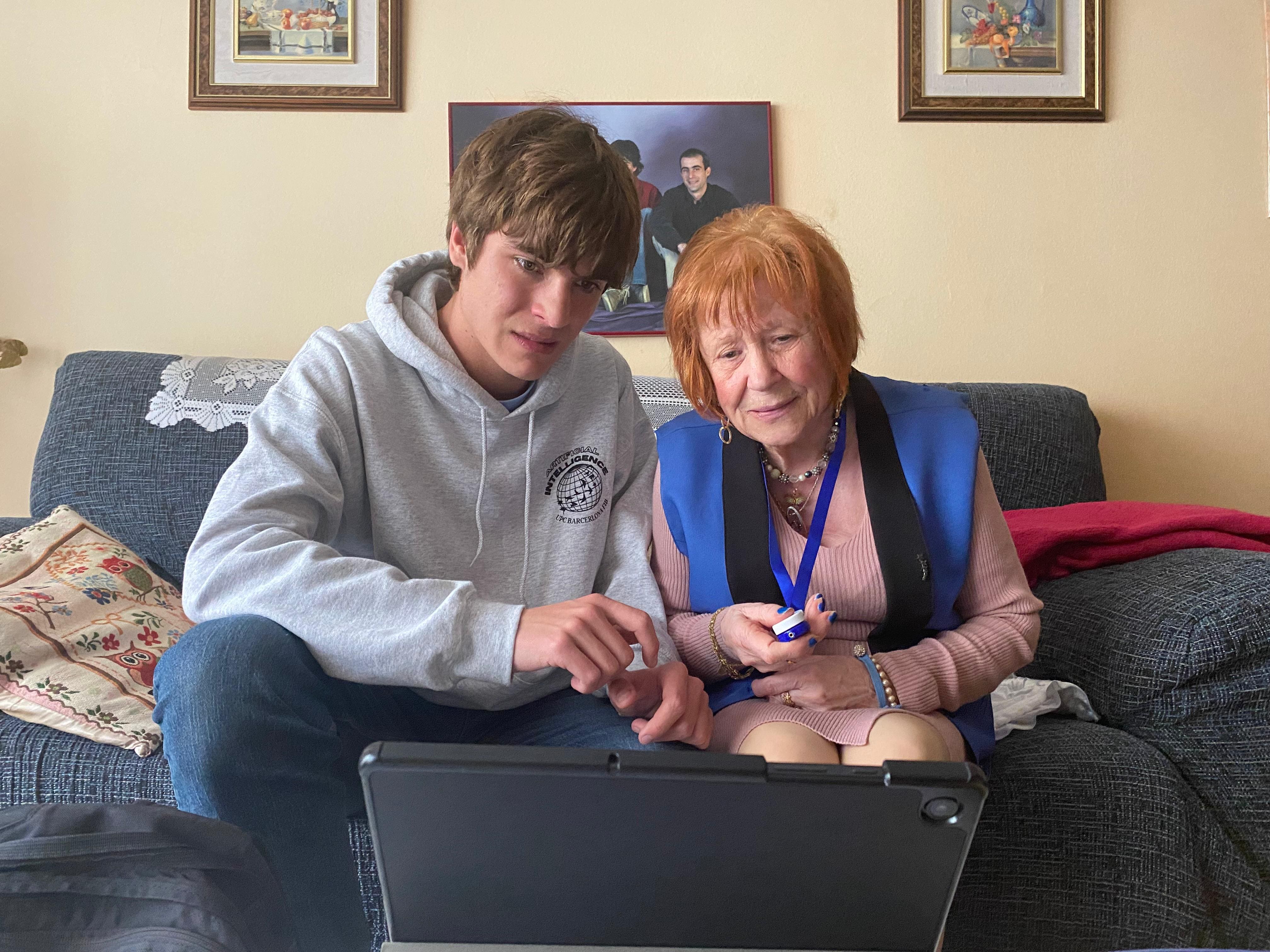 Una de les participants posant a prova la Cati